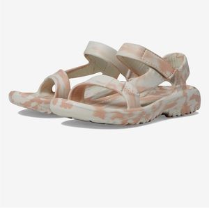 ✨NIB✨ Teva Hurricane Drift Huemix sandals in Maple Sugar Swirl, women’s size 10